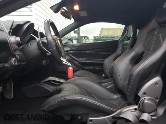 ✅ 2017 Ferrari 488 • VIN: ZFF79ALA8H0228436 • Лот: 45368475. Опубликован ранее на Copart с пробегом 13 249 миль. Бесплатный доступ к архиву аукционных продаж из США и подробный отчёт об истории автомобиля на DreamBid. Изображение 7.