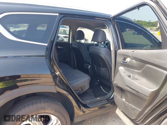 ✅ 2021 Hyundai Santa Fe SEL • VIN: 5NMS64AJ3MH331523 • Lot: 42201780. Wystawiony na IAAI z przebiegiem 84 319 mil. Bezpłatny archiwum sprzedaży aukcyjnych z USA i szczegółowy raport historii pojazdu na DreamBid. Zdjęcie 8.