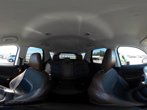 ✅ 2021 Ford Bronco Sport Outer Banks • VIN: 3FMCR9C69MRB15544 • Lot: 43088602. Wystawiony na IAAI z przebiegiem 93 707 mil. Bezpłatny archiwum sprzedaży aukcyjnych z USA i szczegółowy raport historii pojazdu na DreamBid. Zdjęcie 18.