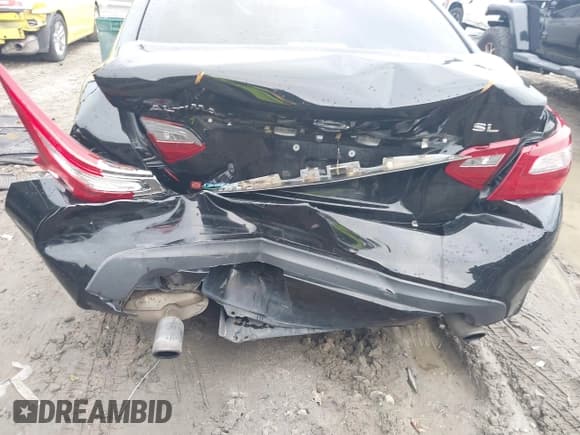 ✅ 2018 Nissan Altima SV • VIN: 1N4AL3AP3JC187068 • Lot: 43425413. Wystawiony na IAAI z przebiegiem 123 244 mil. Bezpłatny archiwum sprzedaży aukcyjnych z USA i szczegółowy raport historii pojazdu na DreamBid. Zdjęcie 6.