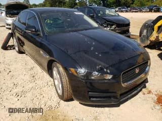 ✅ 2017 Jaguar XE 25t • VIN: SAJAR4BG3HA977684 • Lot: 59930552. Wystawiony na Copart z przebiegiem 59 390 mil. Bezpłatny archiwum sprzedaży aukcyjnych z USA i szczegółowy raport historii pojazdu na DreamBid. Zdjęcie 1.