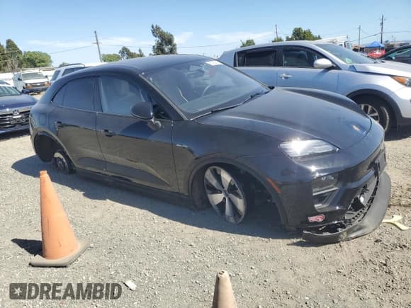 ✅ 2024 Porsche Macan • VIN: WP1AA2XA4RL001316 • Лот: 58799485. Опубликован ранее на Copart с пробегом 15 530 миль. Бесплатный доступ к архиву аукционных продаж из США и подробный отчёт об истории автомобиля на DreamBid. Изображение 4.