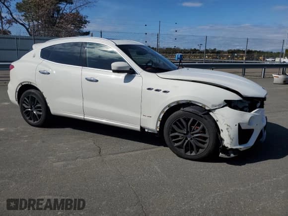 ✅ 2019 Maserati Levante GranSport • VIN: ZN661XUS0KX309665 • Лот: 44367004. Опубликован ранее на Copart с пробегом 58 346 миль. Бесплатный доступ к архиву аукционных продаж из США и подробный отчёт об истории автомобиля на DreamBid. Изображение 4.