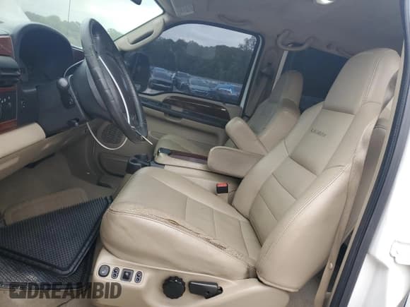 ✅ 2007 Ford F-350 XL • VIN: 1FTSW31P47EB02791 • Лот: 53314325. Опубликован ранее на Copart с пробегом 142 442 миль. Бесплатный доступ к архиву аукционных продаж из США и подробный отчёт об истории автомобиля на DreamBid. Изображение 7.