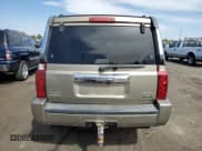 ✅ 2006 Jeep Commander Limited • VIN: 1J8HG58236C139928 • Lot: 71456154. Wystawiony na Copart z przebiegiem 197 697 mil. Bezpłatny archiwum sprzedaży aukcyjnych z USA i szczegółowy raport historii pojazdu na DreamBid. Zdjęcie 6.