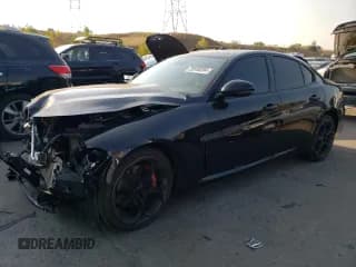 ✅ 2022 Alfa Romeo Giulia Ti • VIN: ZARFAMBN0N7653455 • Lot: 75548204. Wystawiony na Copart z przebiegiem 21 735 mil. Bezpłatny archiwum sprzedaży aukcyjnych z USA i szczegółowy raport historii pojazdu na DreamBid. Zdjęcie 1.