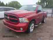 2013 Ram 1500 Express z VIN 3C6JR6ATXDG572482, wystawiony jako IAAI lot #42891027 z przebiegiem 144 622 mil mil oraz . Historia ofert i sprzedaży dostępna na DreamBid. Obrazek 17.