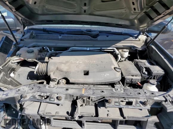 ✅ 2018 Chevrolet Colorado 2WD Work Truck • VIN: 1GCGSBEN9J1184004 • Lot: 85185755. Wystawiony na Copart z przebiegiem 52 969 mil. Bezpłatny archiwum sprzedaży aukcyjnych z USA i szczegółowy raport historii pojazdu na DreamBid. Zdjęcie 11.