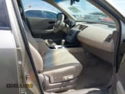 ✅ 2005 Nissan Murano SL • VIN: JN8AZ08T05W310800 • Lot: 42102486. Listed on IAAI with 144,087 mi. Free auction sales archive from the USA and detailed vehicle history report at DreamBid. Image 5.