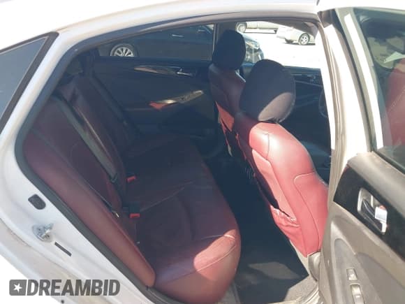 ✅ 2012 Hyundai Sonata SE • VIN: 5NPEC4AC3CH480314 • Lot: 43649021. Listed on IAAI with 184,944 mi. Free auction sales archive from the USA and detailed vehicle history report at DreamBid. Image 8.