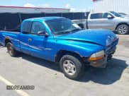 ✅ 2001 Dodge Dakota • VIN: 1B7GL22X81S136040 • Lot: 42771127. Wystawiony na IAAI z przebiegiem Nie podano. Bezpłatny archiwum sprzedaży aukcyjnych z USA i szczegółowy raport historii pojazdu na DreamBid. Zdjęcie 1.