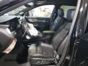 ✅ 2023 Cadillac XT6 AWD Premium Luxury • VIN: 1GYKPFRS3PZ121942 • Lot: 46489545. Wystawiony na Copart z przebiegiem 35 453 mil. Bezpłatny archiwum sprzedaży aukcyjnych z USA i szczegółowy raport historii pojazdu na DreamBid. Zdjęcie 7.