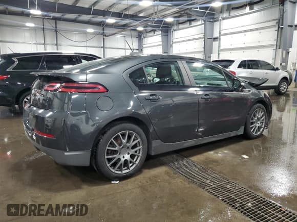✅ 2015 Chevrolet Volt • VIN: 1G1RA6E41FU133542 • Lot: 73768524. Wystawiony na Copart z przebiegiem Nie podano. Bezpłatny archiwum sprzedaży aukcyjnych z USA i szczegółowy raport historii pojazdu na DreamBid. Zdjęcie 3.