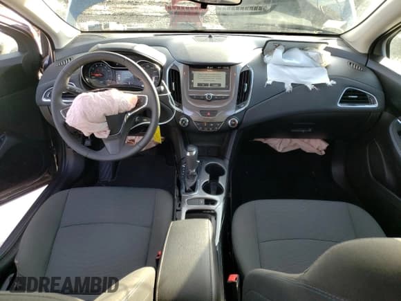 ✅ 2018 Chevrolet Cruze LT • VIN: 1G1BE5SM2J7175102 • Lot: 40743593. Listed on Copart with 23,392 mi. Free auction sales archive from the USA and detailed vehicle history report at DreamBid. Image 8.