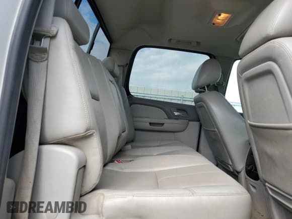 ✅ 2012 Chevrolet Silverado 2500HD LTZ • VIN: 1GC1KYE8XCF188829 • Лот: 86715165. Опубликован ранее на Copart с пробегом 267 891 миль. Бесплатный доступ к архиву аукционных продаж из США и подробный отчёт об истории автомобиля на DreamBid. Изображение 10.