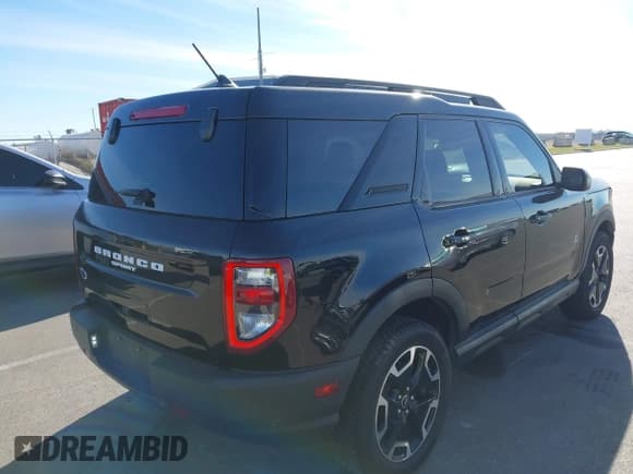 ✅ 2021 Ford Bronco Sport Outer Banks • VIN: 3FMCR9C62MRB40835 • Lot: 43643734. Listed on IAAI with 76,820 mi. Free auction sales archive from the USA and detailed vehicle history report at DreamBid. Image 4.