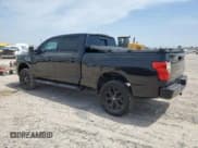 ✅ 2018 Nissan Titan Platinum Reserve • VIN: 1N6BA1F4XJN517703 • Lot: 57260955. Wystawiony na Copart z przebiegiem 110 678 mil. Bezpłatny archiwum sprzedaży aukcyjnych z USA i szczegółowy raport historii pojazdu na DreamBid. Zdjęcie 2.