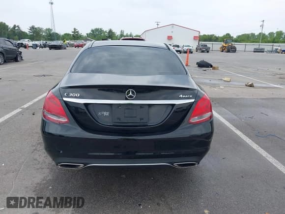 ✅ 2017 Mercedes-Benz C 300 • VIN: WDDWF4KB5HR229057 • Lot: 42341313. Listed on IAAI with 90,704 mi. Free auction sales archive from the USA and detailed vehicle history report at DreamBid. Image 17.