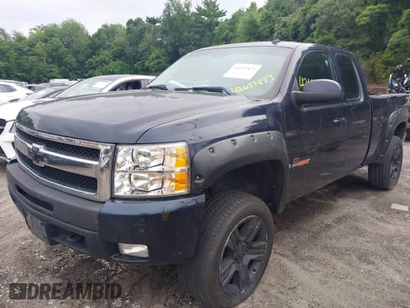 ✅ 2007 Chevrolet Silverado 1500 • VIN: 1GCFK19Y07Z616323 • Lot: 42637873. Wystawiony na IAAI z przebiegiem 191 057 mil. Bezpłatny archiwum sprzedaży aukcyjnych z USA i szczegółowy raport historii pojazdu na DreamBid. Zdjęcie 17.