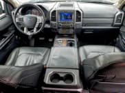 ✅ 2020 Ford Expedition Max Platinum • VIN: 1FMJK1MT3LEA05575 • Lot: 95673585. Wystawiony na Copart z przebiegiem 144 506 mil. Bezpłatny archiwum sprzedaży aukcyjnych z USA i szczegółowy raport historii pojazdu na DreamBid. Zdjęcie 8.