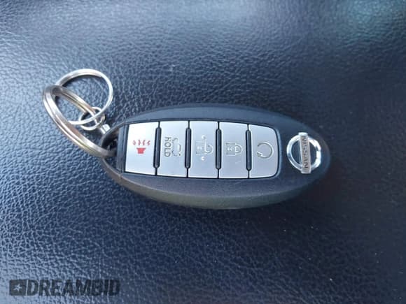 ✅ 2018 Nissan Altima SL • VIN: 1N4AL3AP2JC239743 • Lot: 41683606. Wystawiony na IAAI z przebiegiem 141 354 mil. Bezpłatny archiwum sprzedaży aukcyjnych z USA i szczegółowy raport historii pojazdu na DreamBid. Zdjęcie 11.