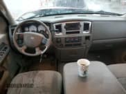 ✅ 2008 Dodge 1500 SLT • VIN: 1D7HU18218S534326 • Лот: 72809454. Опубликован ранее на Copart с пробегом 117 772 миль. Бесплатный доступ к архиву аукционных продаж из США и подробный отчёт об истории автомобиля на DreamBid. Изображение 8.