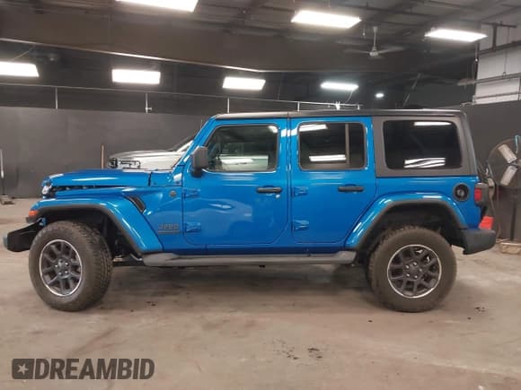 ✅ 2021 Jeep Wrangler Unlimited Sport S • VIN: 1C4HJXDN5MW717673 • Lot: 42210527. Wystawiony na IAAI z przebiegiem 35 635 mil. Bezpłatny archiwum sprzedaży aukcyjnych z USA i szczegółowy raport historii pojazdu na DreamBid. Zdjęcie 14.