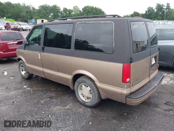 ✅ 1999 GMC Safari • VIN: 1GKDM19WXXB523158 • Лот: 37840214. Опубликован ранее на IAAI с пробегом Не указан. Бесплатный доступ к архиву аукционных продаж из США и подробный отчёт об истории автомобиля на DreamBid. Изображение 3.