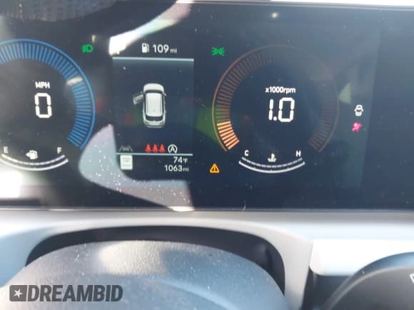 ✅ 2025 Hyundai Tucson SEL • VIN: 5NMJB3DE3SH570678 • Лот: 43364548. Опубликован ранее на IAAI с пробегом 1 063 миль. Бесплатный доступ к архиву аукционных продаж из США и подробный отчёт об истории автомобиля на DreamBid. Изображение 7.