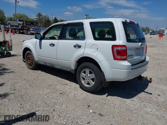 ✅ 2009 Ford Escape XLS • VIN: 1FMCU02729KC96776 • Lot: 42189338. Listed on IAAI with 188,393 mi. Free auction sales archive from the USA and detailed vehicle history report at DreamBid. Image 3.