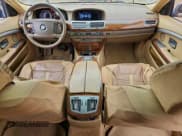 ✅ 2008 BMW 7 Series 750Li • VIN: WBAHN83588DT87537 • Лот: 94941265. Опубликован ранее на Copart с пробегом 168 425 миль. Бесплатный доступ к архиву аукционных продаж из США и подробный отчёт об истории автомобиля на DreamBid. Изображение 8.