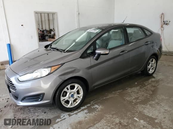 ✅ 2014 Ford Fiesta SE • VIN: 3FADP4BJ0EM116917 • Lot: 93207285. Wystawiony na Copart z przebiegiem 96 183 mil. Bezpłatny archiwum sprzedaży aukcyjnych z USA i szczegółowy raport historii pojazdu na DreamBid. Zdjęcie 1.
