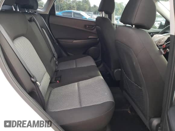 2019 Hyundai Kona SE с VIN KM8K12AA7KU338057, выставлен на аукционе Copart как лот 48765423 с пробегом 55 210 миль миль и . История ставок и продаж доступна на DreamBid. Изображение 11.