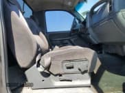 ✅ 2000 GMC Sierra 1500 SLE • VIN: 1GTEK14T4YZ196445 • Лот: 81857885. Опубликован ранее на Copart с пробегом Не указан. Бесплатный доступ к архиву аукционных продаж из США и подробный отчёт об истории автомобиля на DreamBid. Изображение 10.