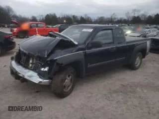 2008 Chevrolet Colorado LS z VIN 1GCCS19E288115076, wystawiony jako Copart lot #87886915 z przebiegiem 139 974 mil mil oraz Czysty tytuł • Clean title. Historia ofert i sprzedaży dostępna na DreamBid. Obrazek 1.