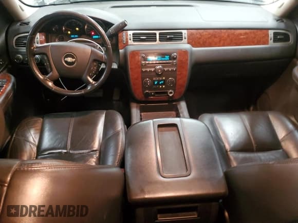 ✅ 2009 Chevrolet Silverado 2500HD • VIN: 1GCHK69K19E163972 • Lot: 89477825. Listed on Copart with 156,236 mi. Free auction sales archive from the USA and detailed vehicle history report at DreamBid. Image 8.