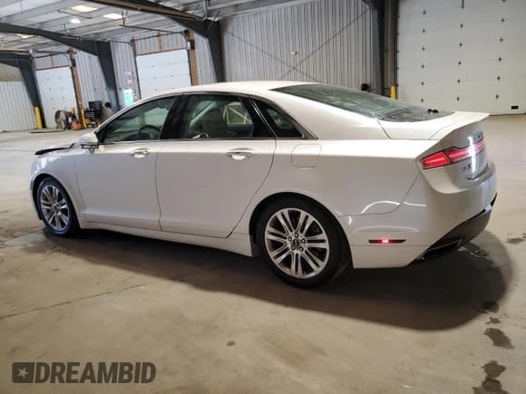 ✅ 2015 Lincoln MKZ • VIN: 3LN6L2J93FR622123 • Лот: 81723995. Опубликован ранее на Copart с пробегом 94 414 миль. Бесплатный доступ к архиву аукционных продаж из США и подробный отчёт об истории автомобиля на DreamBid. Изображение 2.