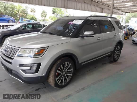 ✅ 2016 Ford Explorer Platinum • VIN: 1FM5K8HT9GGC64408 • Lot: 42138976. Listed on IAAI with 143,540 mi. Free auction sales archive from the USA and detailed vehicle history report at DreamBid. Image 16.