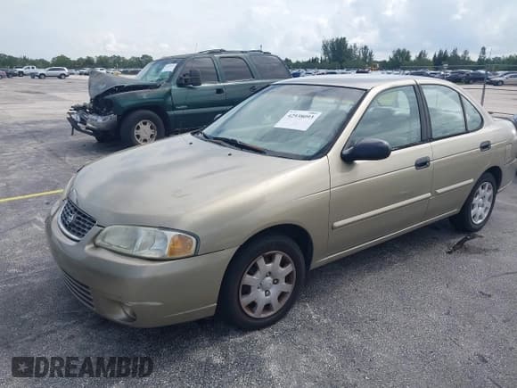 ✅ 2001 Nissan Sentra GXE • VIN: 3N1CB51D01L502195 • Lot: 42938093. Listed on IAAI with 154,092 mi. Free auction sales archive from the USA and detailed vehicle history report at DreamBid. Image 2.