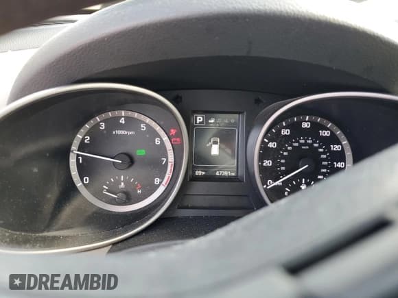 ✅ 2018 Hyundai Santa Fe 2.4L • VIN: 5NMZTDLB2JH061323 • Лот: 65529083. Опубликован ранее на Copart с пробегом 47 391 миль. Бесплатный доступ к архиву аукционных продаж из США и подробный отчёт об истории автомобиля на DreamBid. Изображение 9.