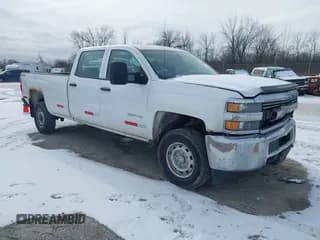 ✅ 2015 Chevrolet Silverado 2500HD Work Truck • VIN: 1GC1KUEG6FF141981 • Lot: 41480387. Wystawiony na IAAI z przebiegiem 267 557 mil. Bezpłatny archiwum sprzedaży aukcyjnych z USA i szczegółowy raport historii pojazdu na DreamBid. Zdjęcie 1.