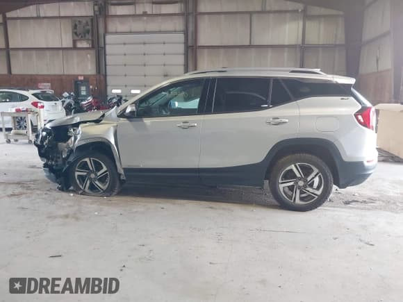 ✅ 2020 GMC Terrain SLT • VIN: 3GKALVEV7LL245807 • Lot: 40143390. Listed on IAAI with 83,453 mi. Free auction sales archive from the USA and detailed vehicle history report at DreamBid. Image 15.