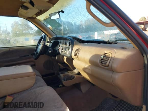 1998 Dodge 1500 with VIN 3B7HF13YXWG185302, listed as a IAAI auction lot 43592328 with Not provided miles and . Bid and sale history available at DreamBid. Image 5.