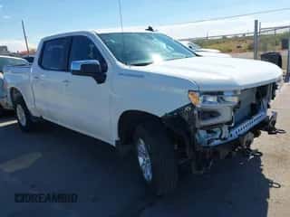 2026 Chevrolet Silverado 1500 LT с VIN 2GCUKDED0T1103426, выставлен на аукционе IAAI как лот 43529400 с пробегом 5 438 миль миль и . История ставок и продаж доступна на DreamBid. Изображение 1.