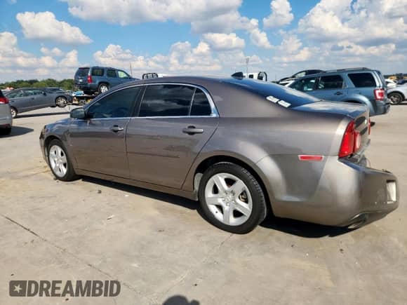 2012 Chevrolet Malibu 1LS с VIN 1G1ZB5E00CF159294, выставлен на аукционе Copart как лот 84747615 с пробегом 140 673 миль миль и Списание • Salvage title. История ставок и продаж доступна на DreamBid. Изображение 2.