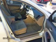 ✅ 2006 Honda Accord EX • VIN: 1HGCM56796A005723 • Лот: 43541649. Опубликован ранее на IAAI с пробегом 222 004 миль. Бесплатный доступ к архиву аукционных продаж из США и подробный отчёт об истории автомобиля на DreamBid. Изображение 5.