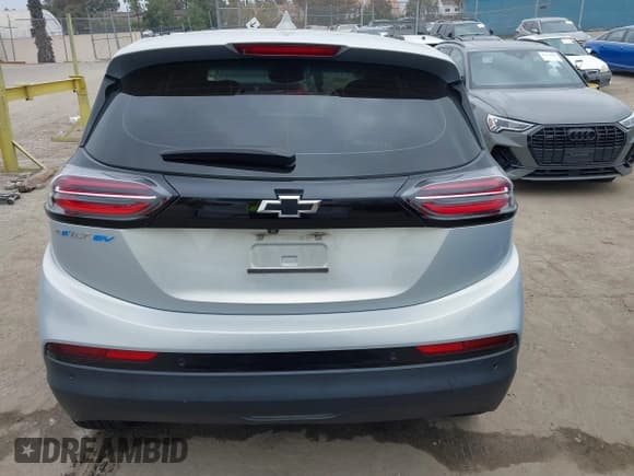 ✅ 2022 Chevrolet Bolt EV 2LT • VIN: 1G1FX6S07N4101406 • Lot: 42111495. Listed on IAAI with 52,527 mi. Free auction sales archive from the USA and detailed vehicle history report at DreamBid. Image 15.