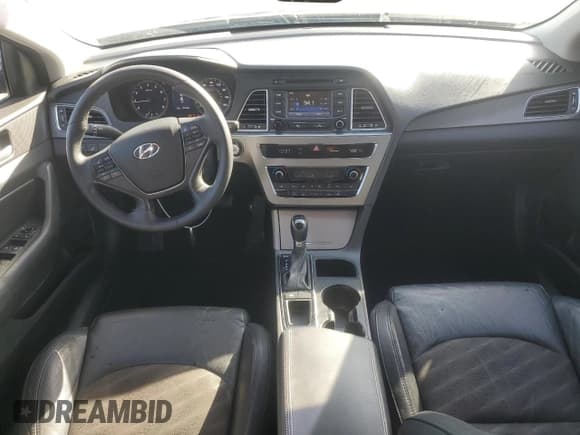 ✅ 2015 Hyundai Sonata Sport • VIN: 5NPE34AF4FH055196 • Lot: 92117025. Listed on Copart with 155,133 mi. Free auction sales archive from the USA and detailed vehicle history report at DreamBid. Image 8.