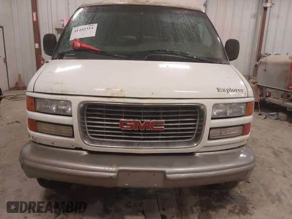 ✅ 2000 GMC Savana Cargo RV Conversion • VIN: 1GDFG15RXY1239530 • Lot: 41442314. Wystawiony na IAAI z przebiegiem 203 021 mil. Bezpłatny archiwum sprzedaży aukcyjnych z USA i szczegółowy raport historii pojazdu na DreamBid. Zdjęcie 6.