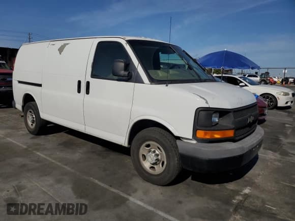 ✅ 2008 Chevrolet Express Cargo • VIN: 1GCGG25C581167937 • Lot: 52174855. Listed on Copart with 186,959 mi. Free auction sales archive from the USA and detailed vehicle history report at DreamBid. Image 4.
